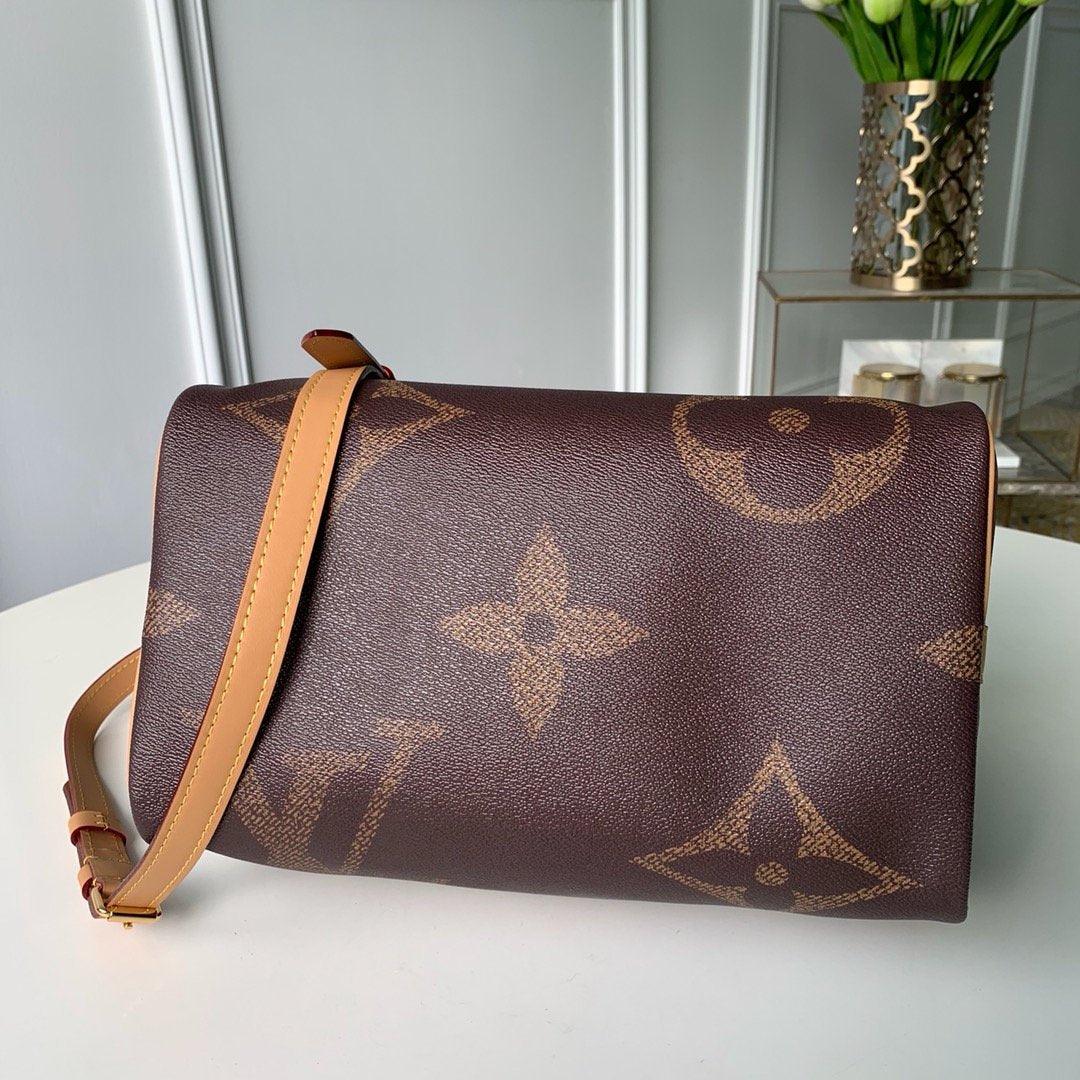 Crossbody Bags